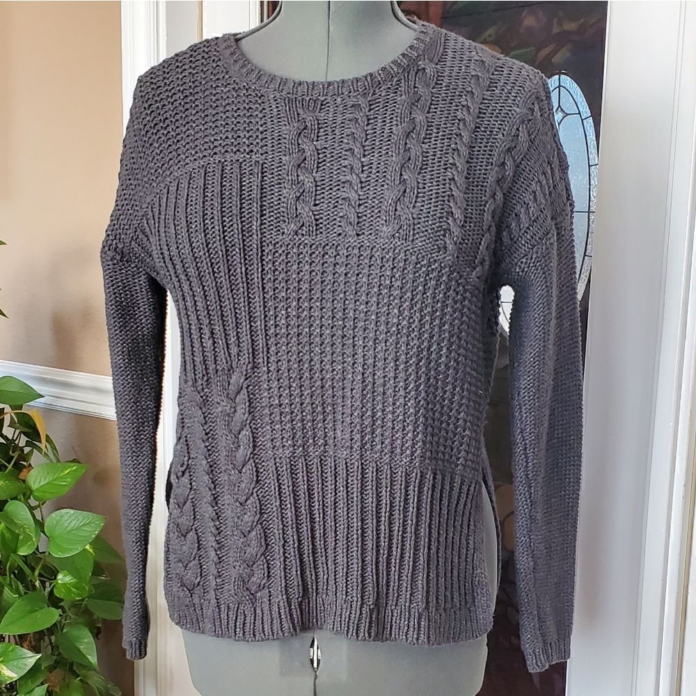 Abercrombie & Fitch - Cable Knit Sweater - Size S